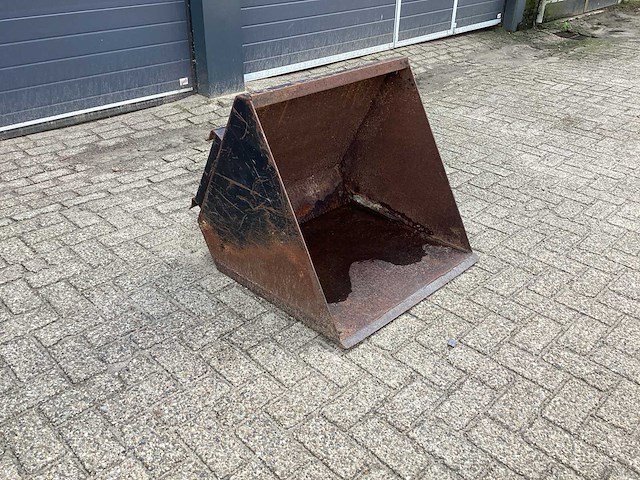 Schäffer stalen laad-/grondbak - afbeelding 2 van  5