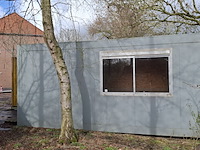 Schaftkeet met inhoud - afbeelding 4 van  11