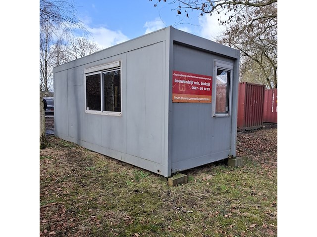 Schaftkeet met inhoud - afbeelding 6 van  11