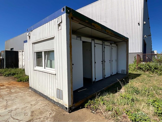 Schakel toilet douche unit - afbeelding 1 van  5