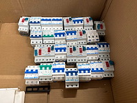 Schakelautomaat (28x) - afbeelding 1 van  3