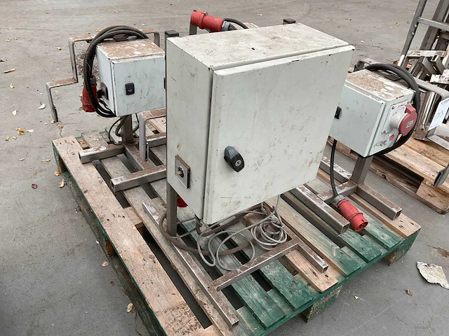 Schakelkast voor transportbanden (2x) - afbeelding 1 van  3