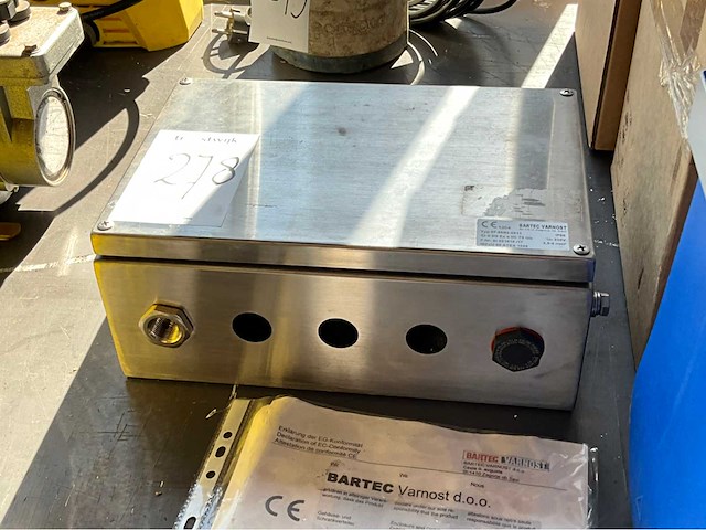 Schakelkast - afbeelding 1 van  2