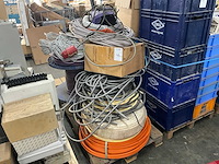 Schakelkasten, krachtstroom kabel en diverse toebehoren - afbeelding 2 van  8