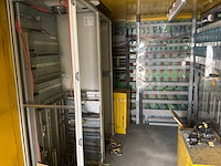 Schakelkasten opstelling in zeecontainer - afbeelding 5 van  12