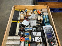 Schakelmateriaal en divers - afbeelding 3 van  7