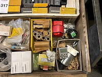 Schakelmateriaal - afbeelding 3 van  6