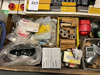 Schakelmateriaal - afbeelding 4 van  6