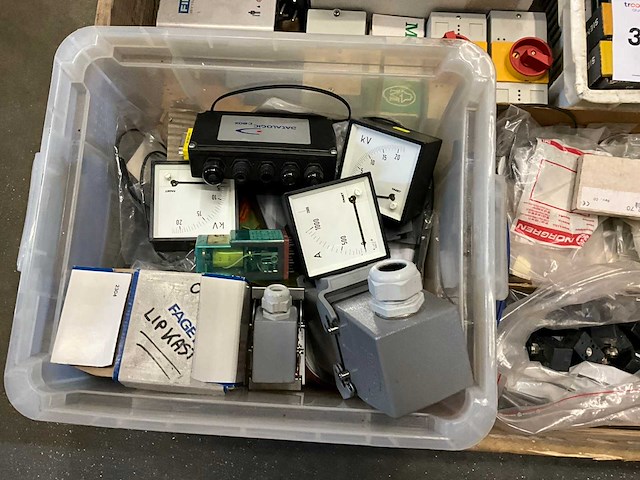 Schakelmateriaal - afbeelding 5 van  6