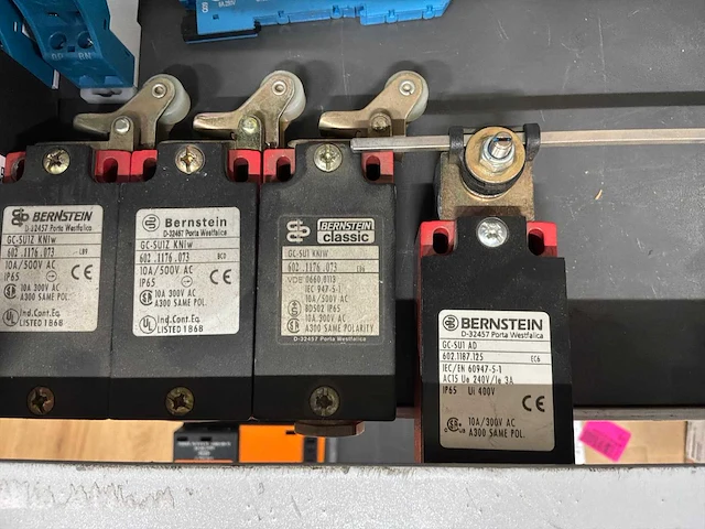 Schakelmateriaal - afbeelding 5 van  6