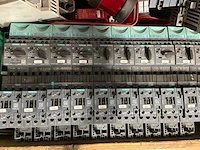 Schakelmateriaal - afbeelding 3 van  7