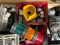Schakelmateriaal - afbeelding 6 van  7