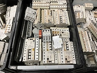 Schakelmateriaal - afbeelding 3 van  9