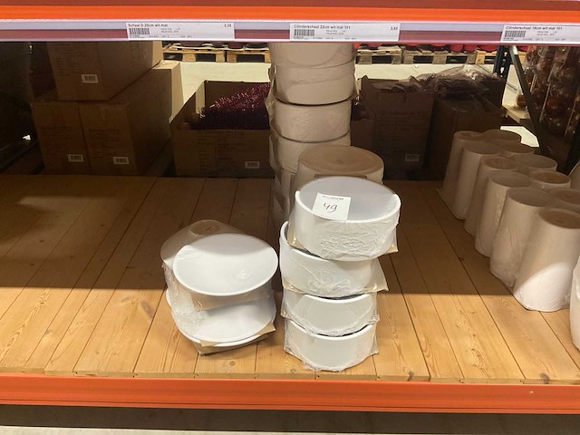 Schalen, vazen en potten - afbeelding 6 van  27