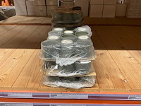 Schalen, vazen en potten - afbeelding 16 van  27