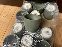 Schalen, vazen en potten - afbeelding 17 van  27