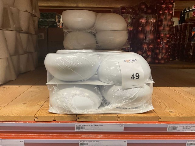 Schalen, vazen en potten - afbeelding 22 van  27