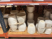 Schalen, vazen en potten - afbeelding 24 van  27