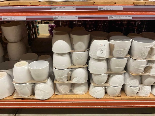 Schalen, vazen en potten - afbeelding 25 van  27