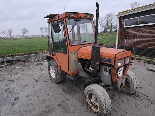 Schanzlin 202 hydromatic tweewielaangedreven landbouwtractor - afbeelding 23 van  25
