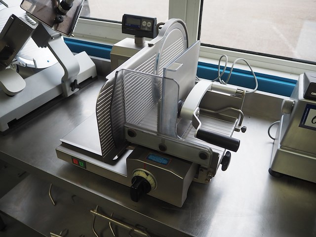 Scharfen - afbeelding 3 van  10