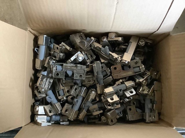 Scharnieren - lama - (200x) - afbeelding 2 van  3