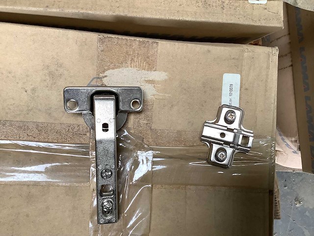 Scharnieren - lama (200x) - afbeelding 1 van  5