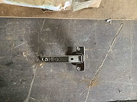 Scharnieren - lama (250x) - afbeelding 1 van  4