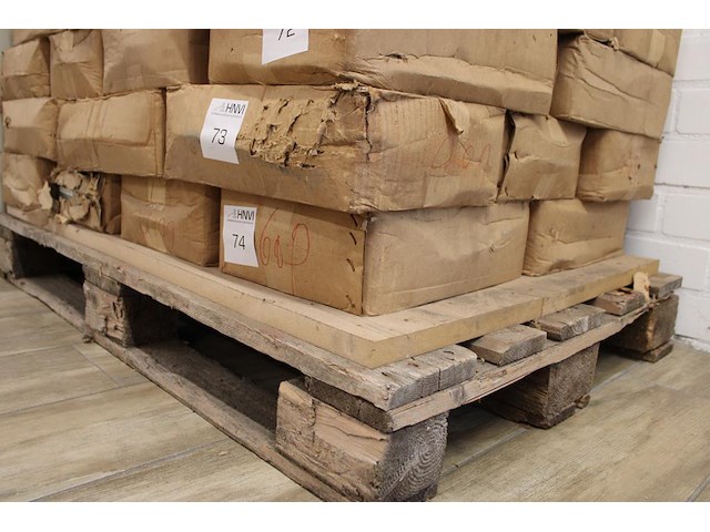 Scharnieren d'elite met afmeting 3.5 x 3.5 inch. 9 dozen a 60 sets. totaal 540 sets. - afbeelding 2 van  2