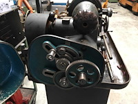 Schaublin - 1969 - 102vm - centerdraaibank - afbeelding 5 van  6