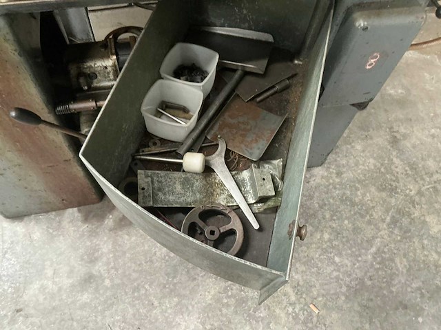 Schaublin 120hydropneumatic parallel draaibank - afbeelding 13 van  14