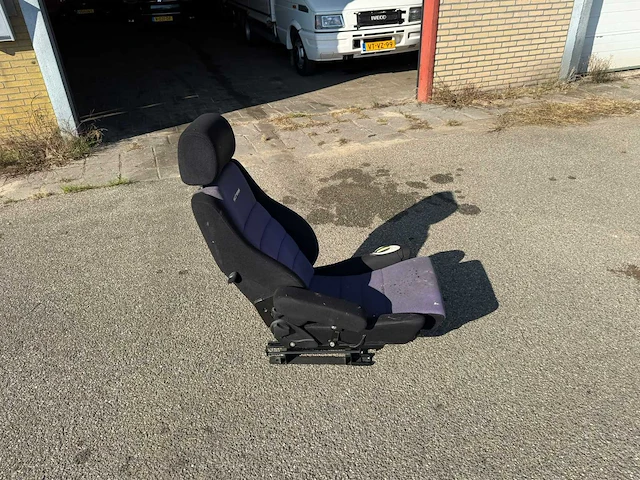 Scheel bestuurderstoel vw t5/t6 - afbeelding 2 van  7
