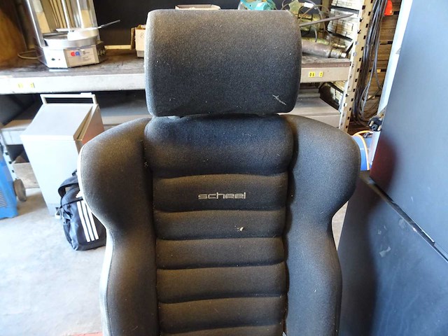Scheel-mann - autostoel - afbeelding 1 van  1