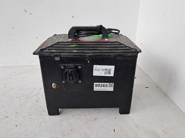 Scheidingstrafo 230v 2200va et electric, moby, bouwjaar 2007 - afbeelding 1 van  6