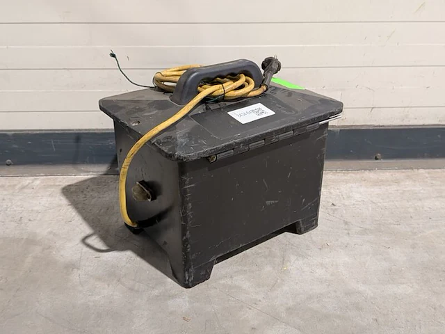 Scheidingstransformator 230v 2500va elspro, aachen 3980002, bouwjaar 2015 - afbeelding 1 van  4