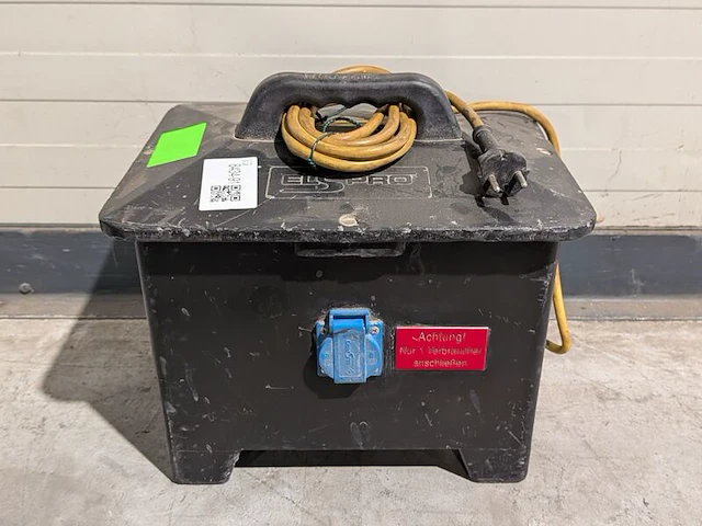 Scheidingstransformator 230v 2500va elspro, aachen 3980002, bouwjaar 2015 - afbeelding 2 van  4