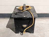 Scheidingstransformator 230v 2500va elspro, aachen 3980002, bouwjaar 2015 - afbeelding 3 van  4