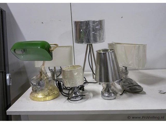 Schemerlampen, diverse - 6 stuks - afbeelding 1 van  2