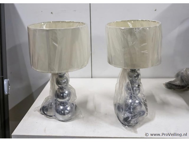 Schemerlampen met bolpoot - 2 stuks - afbeelding 1 van  2