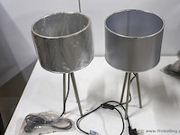 Schemerlampen met driepootvoet - 2 stuks - afbeelding 2 van  2
