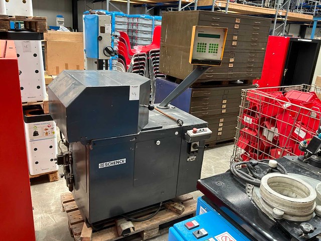 Schenck 110 hbad balanceermachine - afbeelding 6 van  13