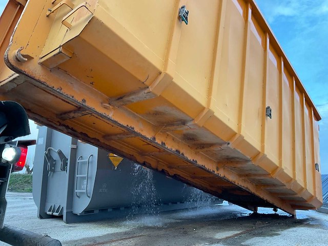 Schenk mestcontainer 40m3 - afbeelding 15 van  17