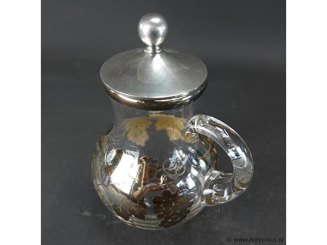 Schenkkan met gouddecor en tinnen deksel - afbeelding 2 van  5