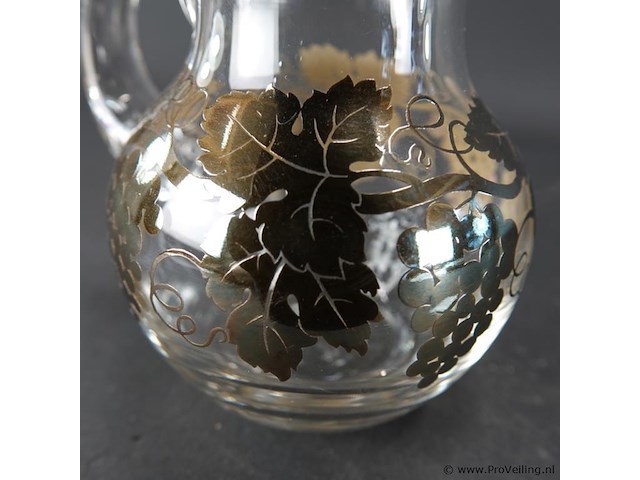 Schenkkan met gouddecor en tinnen deksel - afbeelding 3 van  5