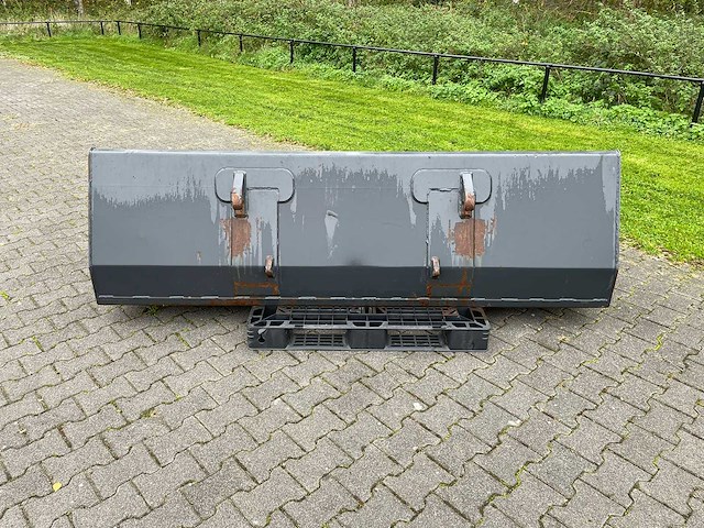 Schepbak 2400mm euro schepbak - afbeelding 14 van  20