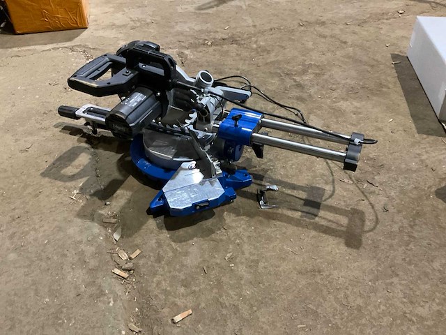 Scheppach hm216 afkort- en verstekzaag - afbeelding 1 van  9