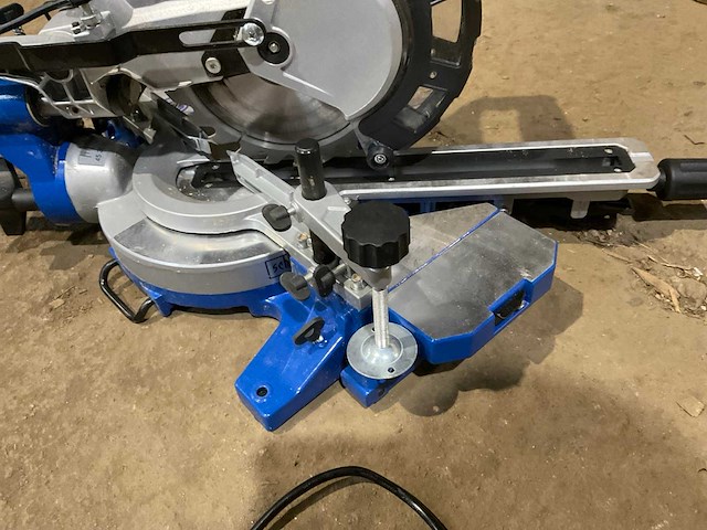 Scheppach hm216 afkort- en verstekzaag - afbeelding 7 van  9