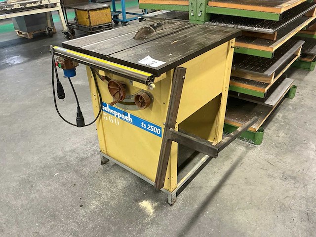 Scheppach ts2500 tafelcirkelzaagmachine - afbeelding 1 van  7