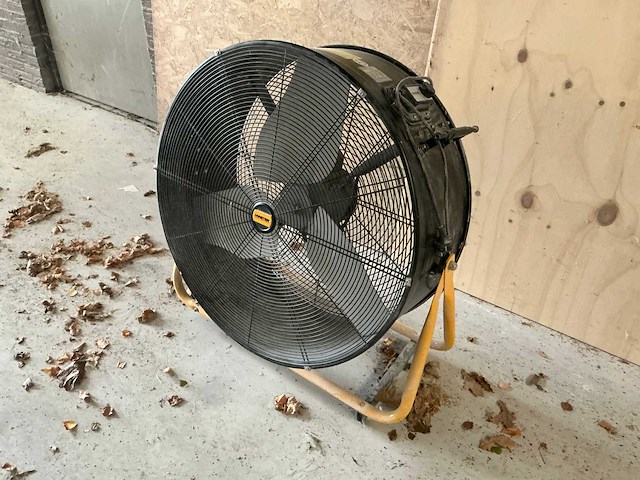 Scheppach zaagtafel - afzuigsysteem - ventilator - liftsysteem - afbeelding 7 van  40