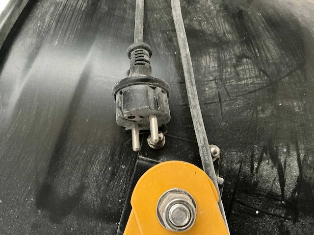 Scheppach zaagtafel - afzuigsysteem - ventilator - liftsysteem - afbeelding 24 van  40